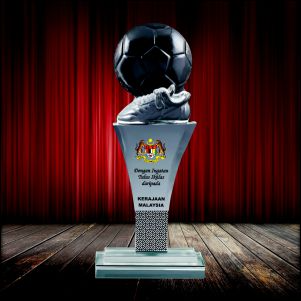 ICT 277 - Exclusive Crystal Trophy