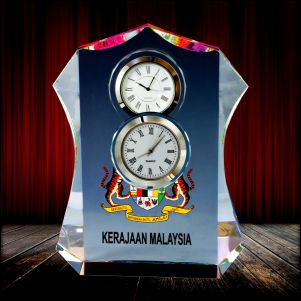 ICQ 028 - Memorable Crystal Clock Series