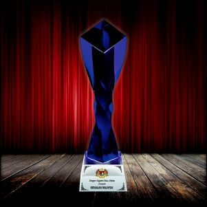 ICT 702 - Exclusive Crystal Trophy