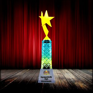 ICV 053 - Exclusive Crystal Trophy