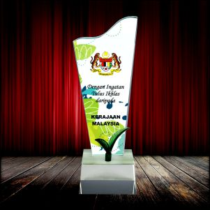 ICA 202 - Eco Friendly Crystal Award